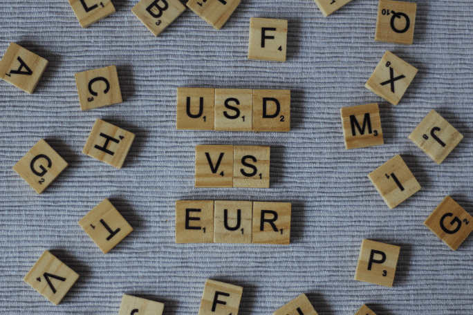 Wat gebeurt er na de handelsoorlog met de euro tegen de dollar?