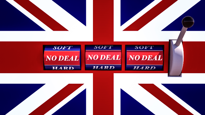 Pound Bows bilang Posibilidad ng isang Hard Brexit No-Deal Resurface