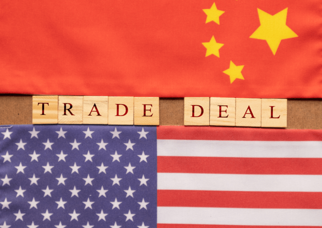 A primeira fase do acordo comercial entre Estados Unidos e China pesa en grandes divisas, o yuan mantense