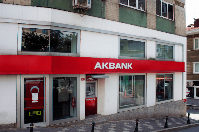 The Akbank of Turkey Set off as the First to Collaborate With Binance