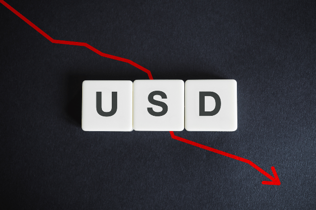 USD Deteriorates on Revived Stimulus Optimism As Euro Spikes