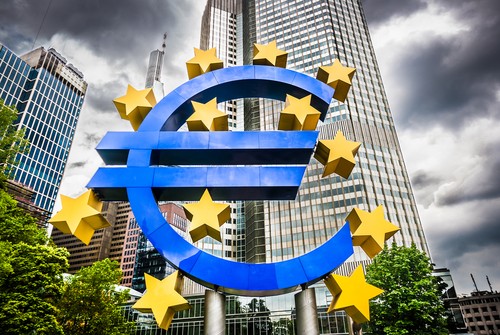 EUR/USD Pair in Volatile Fit as ECB Plans to Raise Rates Further