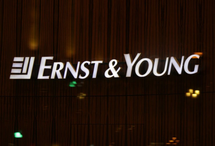 Ernst & Young Invests $100 million into Blockchain Industry