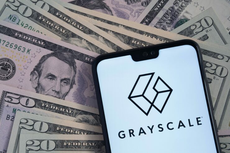 Grayscale Bitcoin Trust Recovers as Selling Pressure Eases
