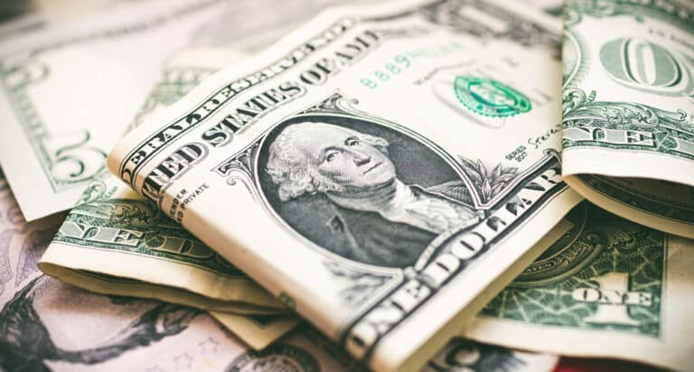 Pound Sterling Rises Against US Dollar Amid Fed Rate Cut Speculation