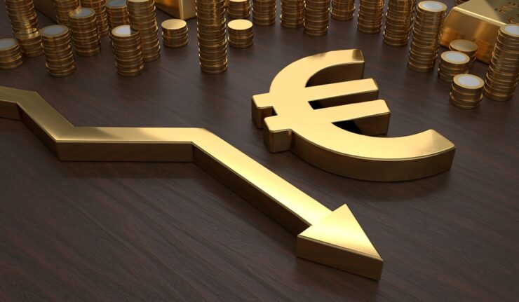 Euro Sell-Off Worsens On Recession Fears, To Hit Parity with USD