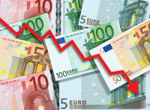 EUR/USD Bounces off Level 1.000 as Fed Makes Hawkish Predictions