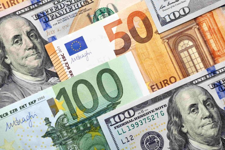 EUR/USD: Strong Economic Data and ECB Decision Awaited
