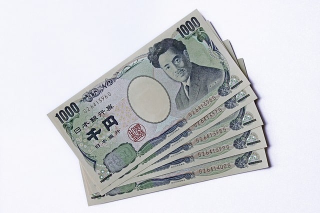 yen 2451961 640 1