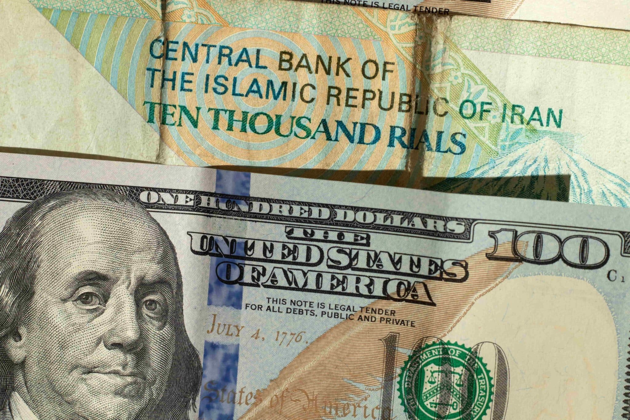 Iranian Rial Falls to Record Low Against US Dollar Amidst Increasing Isolation