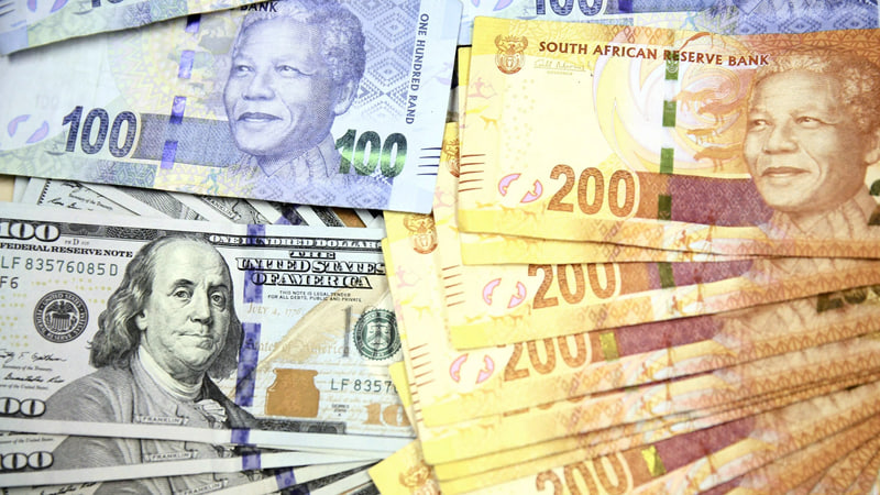 Sydafrikansk rand tar fart mitt i USA:s måttliga inflation