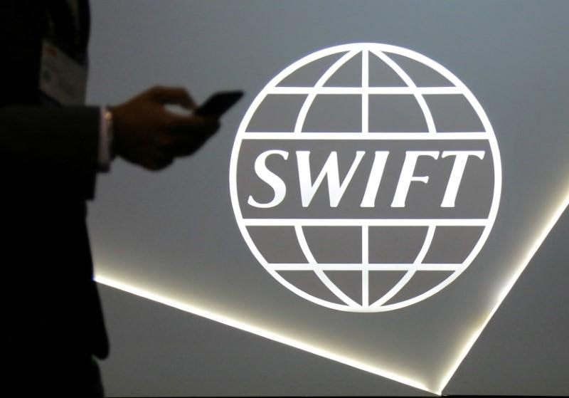 SWIFT and Chainlink: A Crypto Revolution in the Banking World?