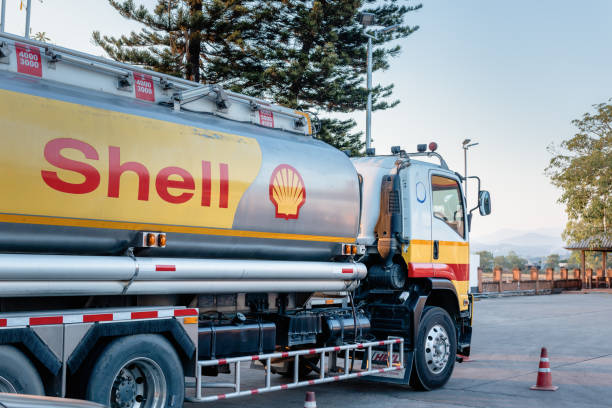 Shell Forecasts Decreased LNG Output in First Quarter