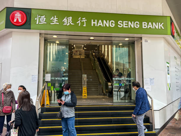 Hong Kong’s Hang Seng Index Rises 20% from January Low, Approaching Bull Market