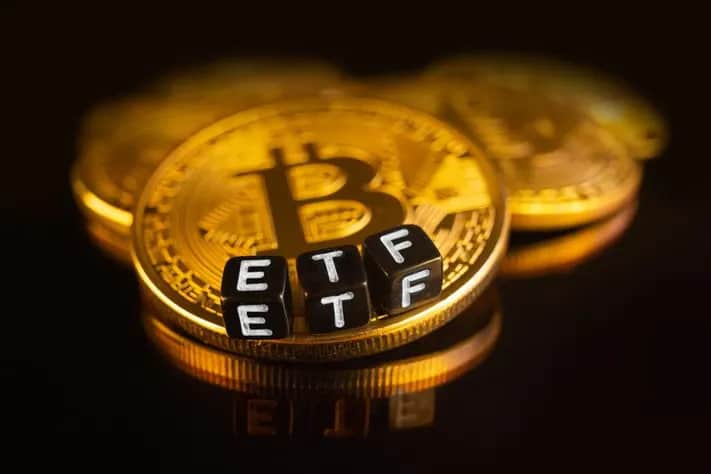 Bitcoin Price Slides Back Under K as ETF Outflows Intensify